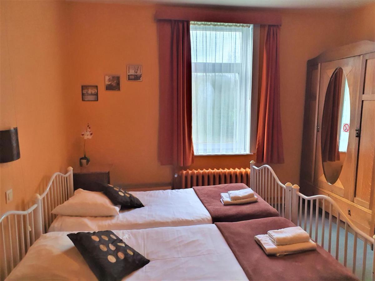 Hotel Cobut Falaën Eksteriør bilde